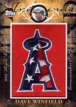 2010 Topps - Manufactured Hat Logo Patch #MHR-359 Dave Winfield Front